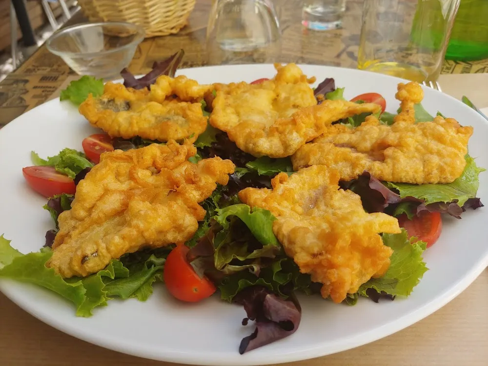 Filets de Sardines En Beignets Sur Lit de Mesclun